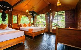 Chena Huts Eco Resort